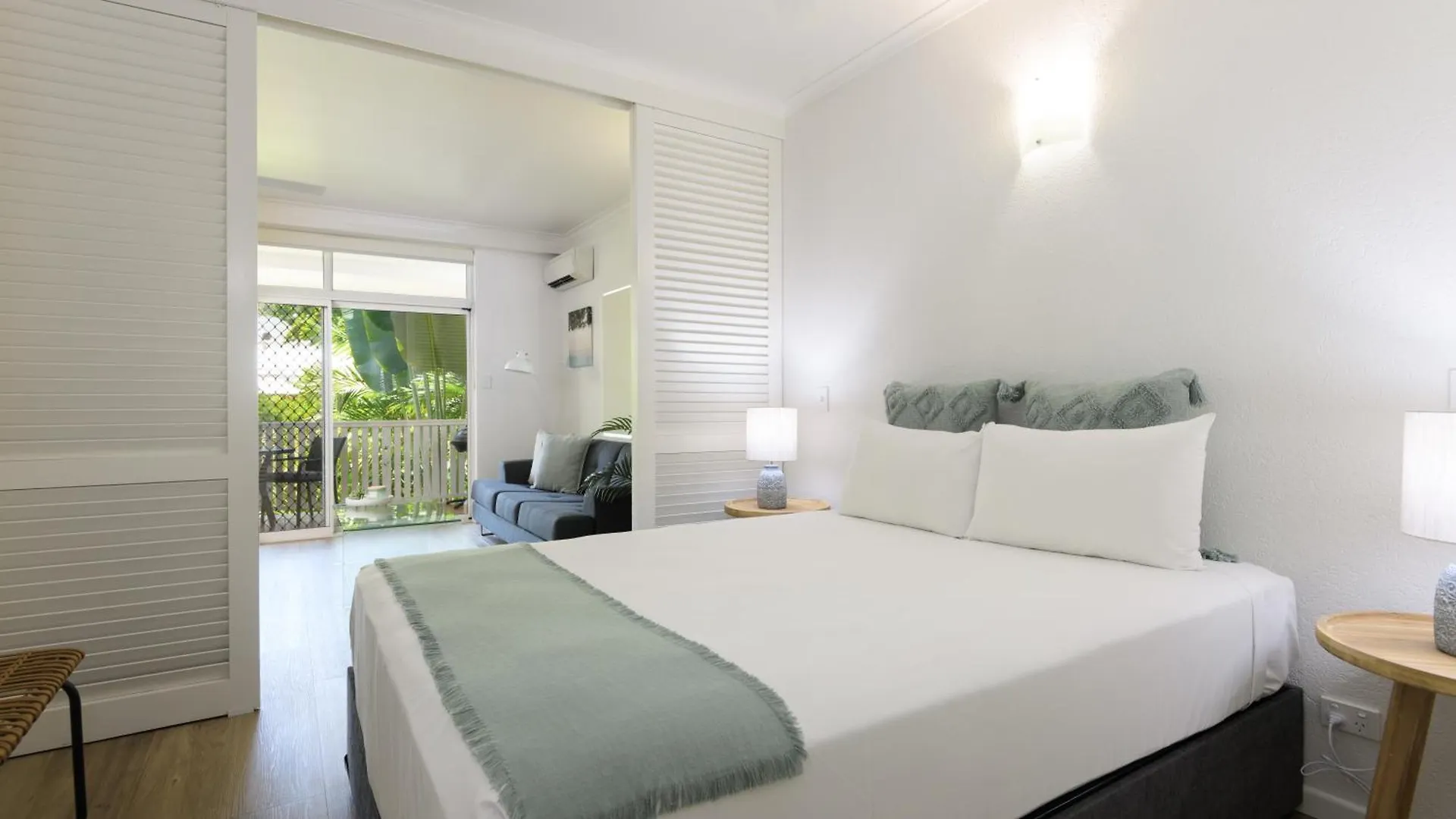 Ocean Palms Apartments Port Douglas Australia